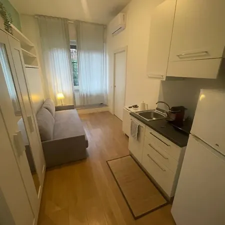 Monolocale Istria M5 Apartment Milan Exterior photo
